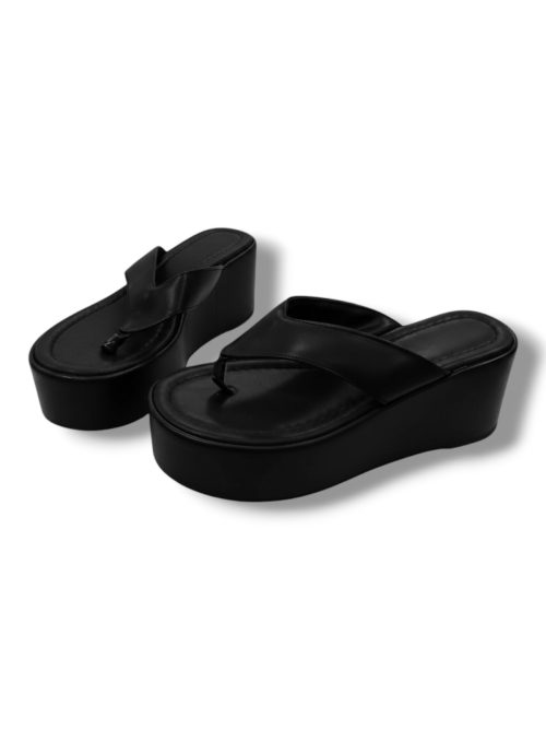 PARADISE BLACK  WOMEN'S PLATFORMED SLIPERS